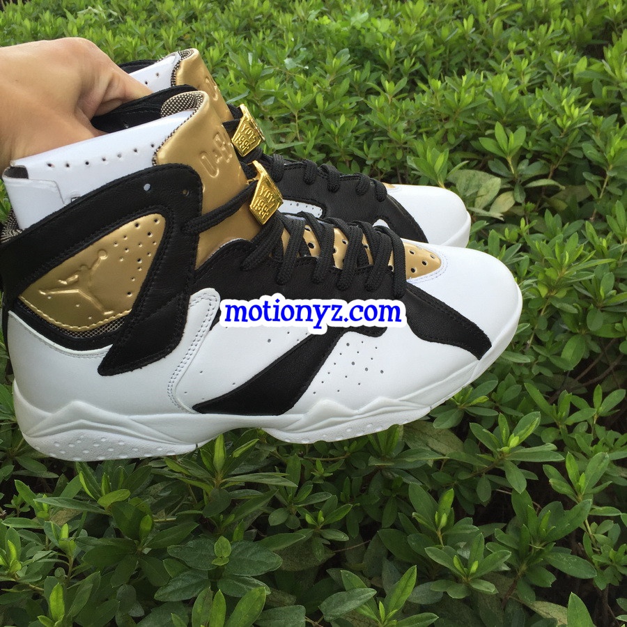 Air Jordan 7 Retro Champagne